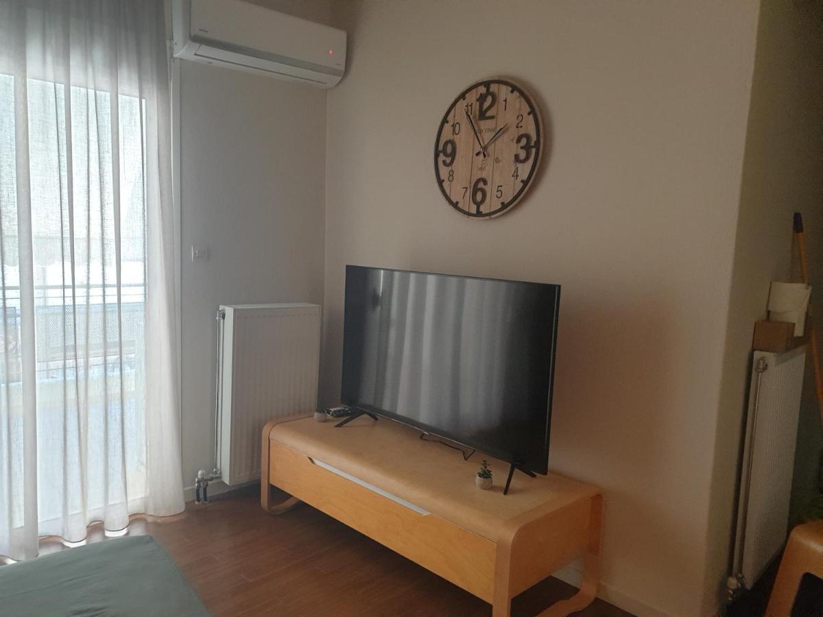 A Pleasent Small -Studio Close To The Port Of Волос Екстериор снимка